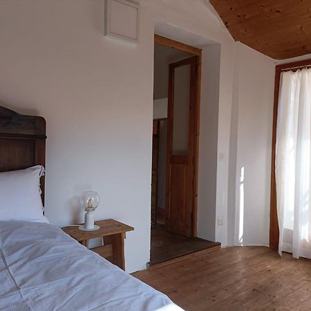 La Capinera Bed & Breakfast Muggio Exterior photo