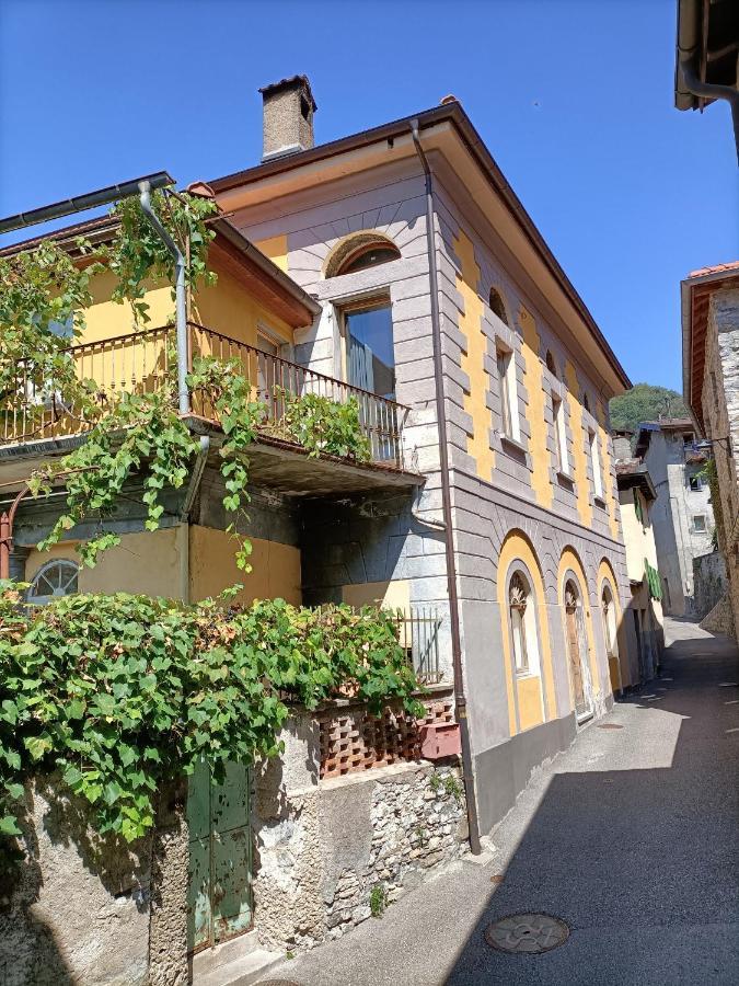 La Capinera Bed & Breakfast Muggio Exterior photo